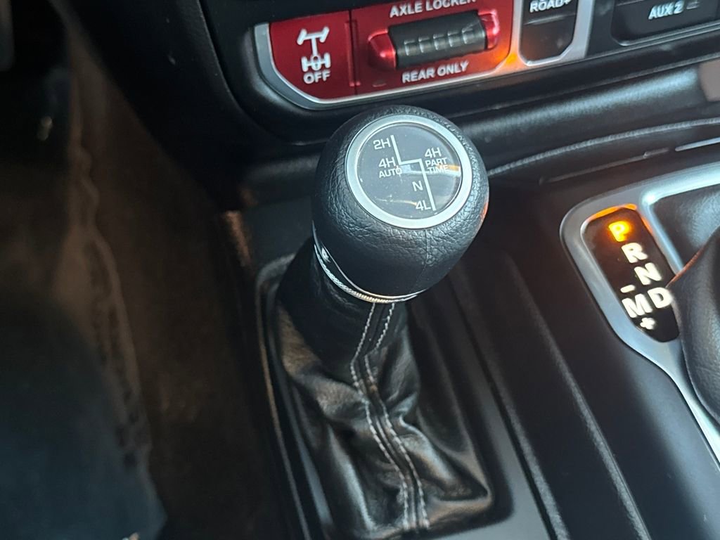 Used 2024 Jeep Wrangler Unlimited image 27