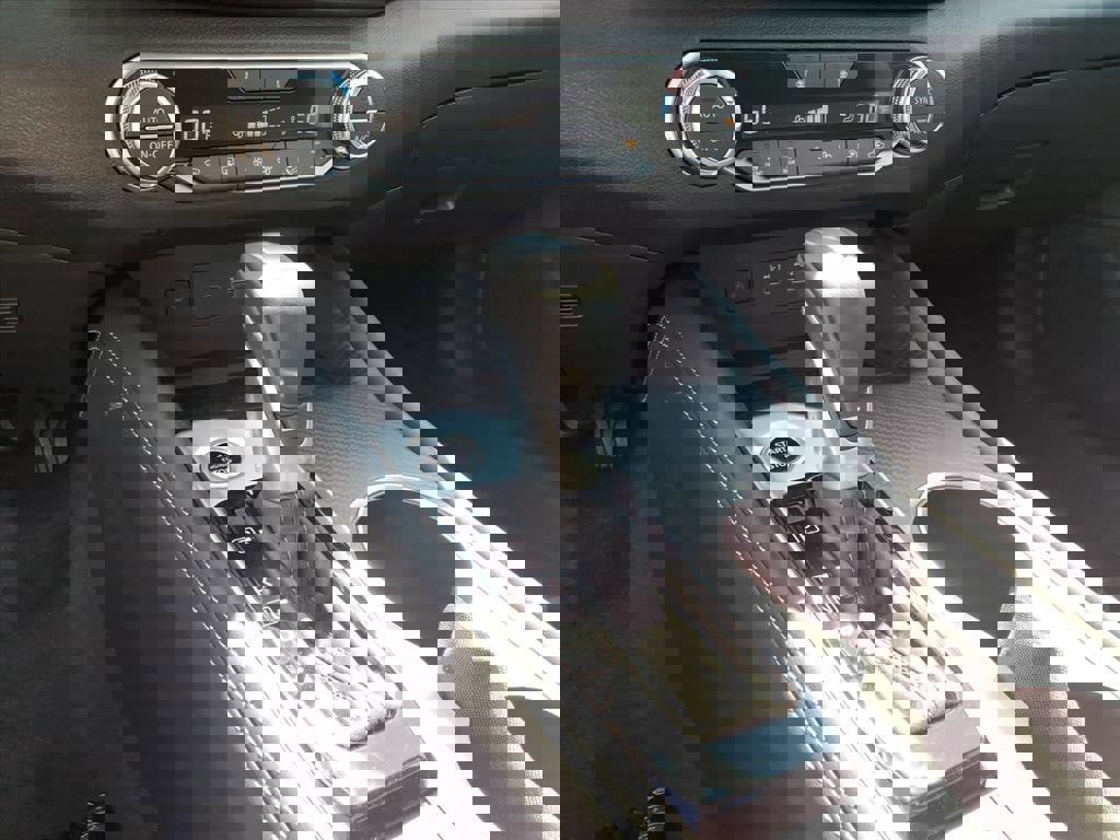 New 2025 Nissan Altima 2.5 SV w/ SV Premium Package image 10