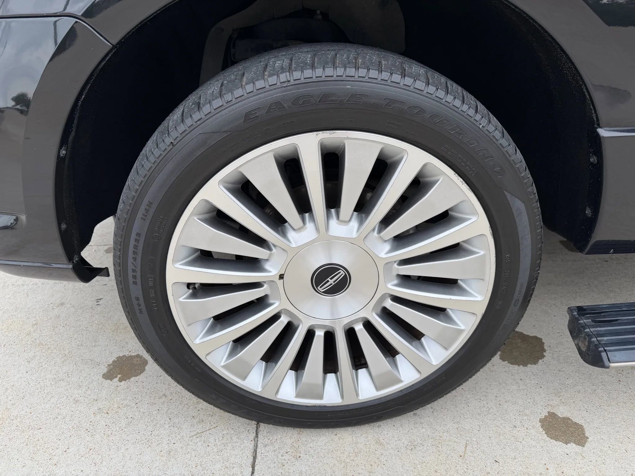 Used 2015 Lincoln Navigator L 4WD w/ Equipment Group 101A Reserve image 78