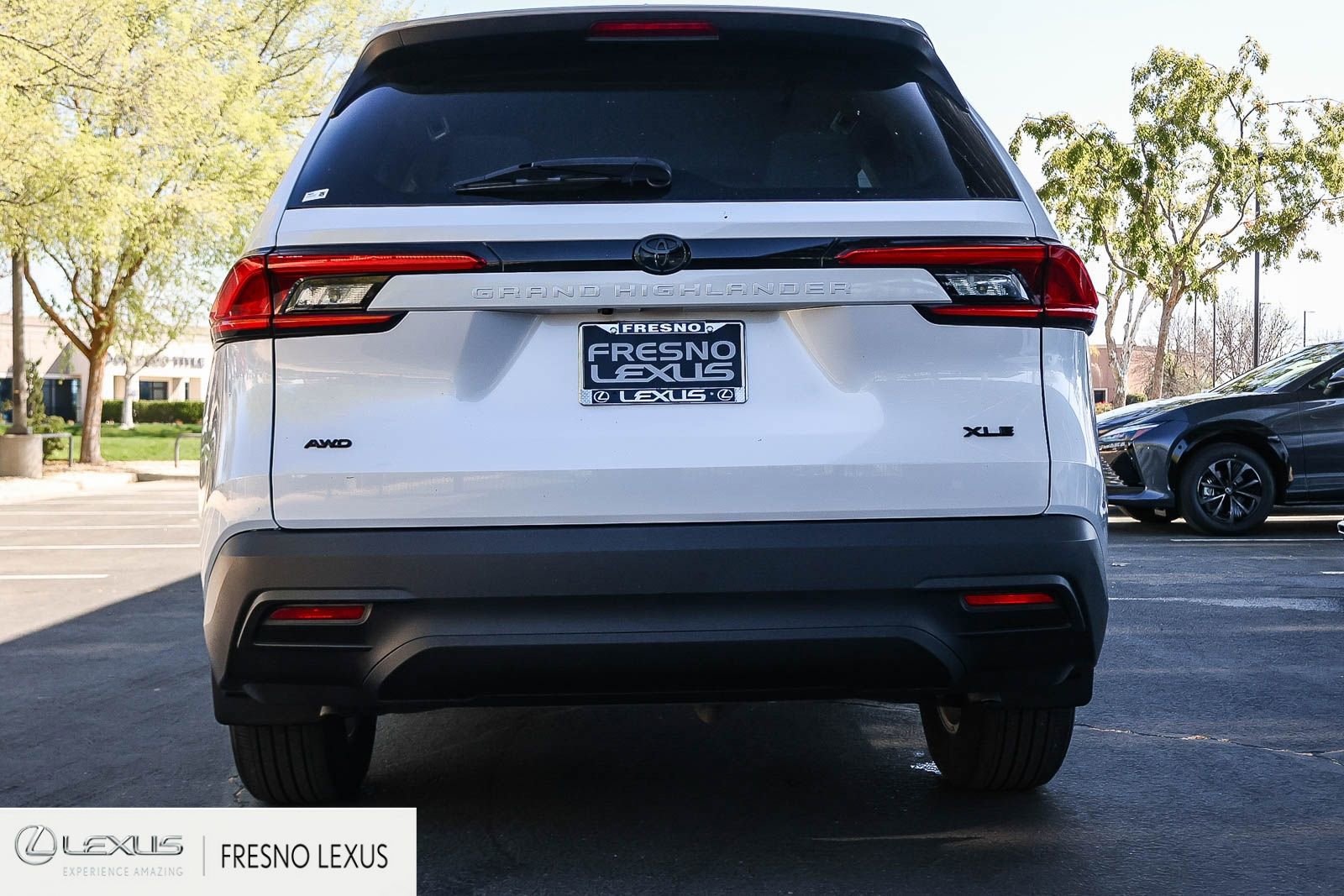 Used 2024 Toyota Grand Highlander XLE image 5