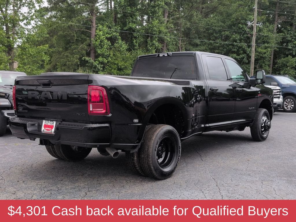 New 2026 RAM 3500 Big Horn AWD/4WD image 3