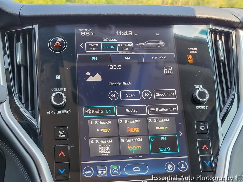 Certified 2025 Subaru Outback Onyx Edition AWD/4WD image 21