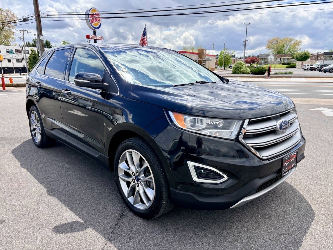 Used 2015 Ford Edge Titanium w/ Equipment Group 302A AWD/4WD image 8