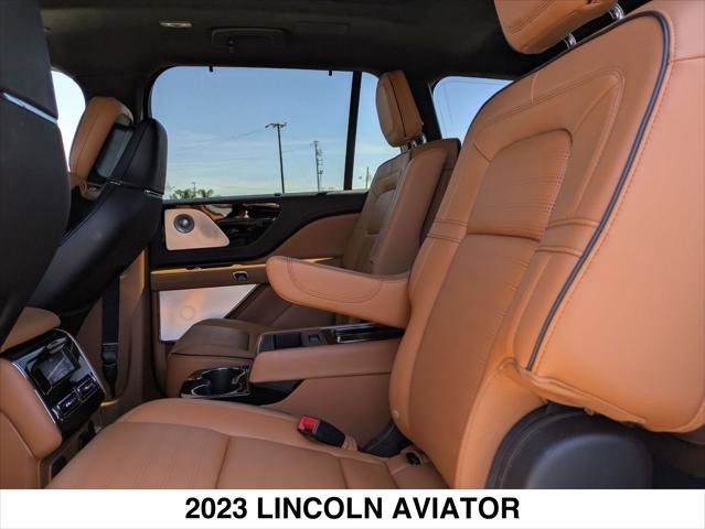 Certified 2023 Lincoln Aviator Black Label Grand Touring w/ Class IV Trailer Tow Package AWD/4WD image 23
