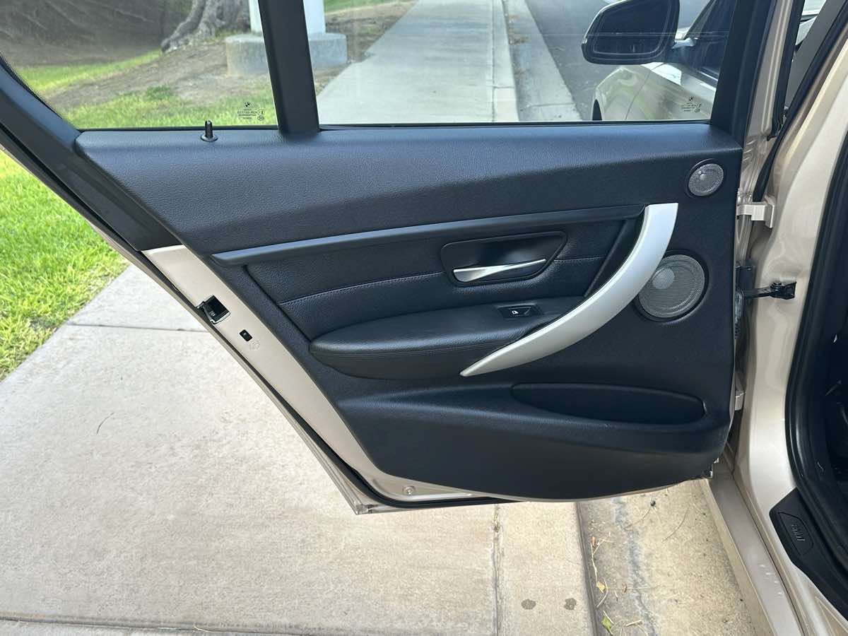 Used 2013 BMW 328i Sedan RWD image 46