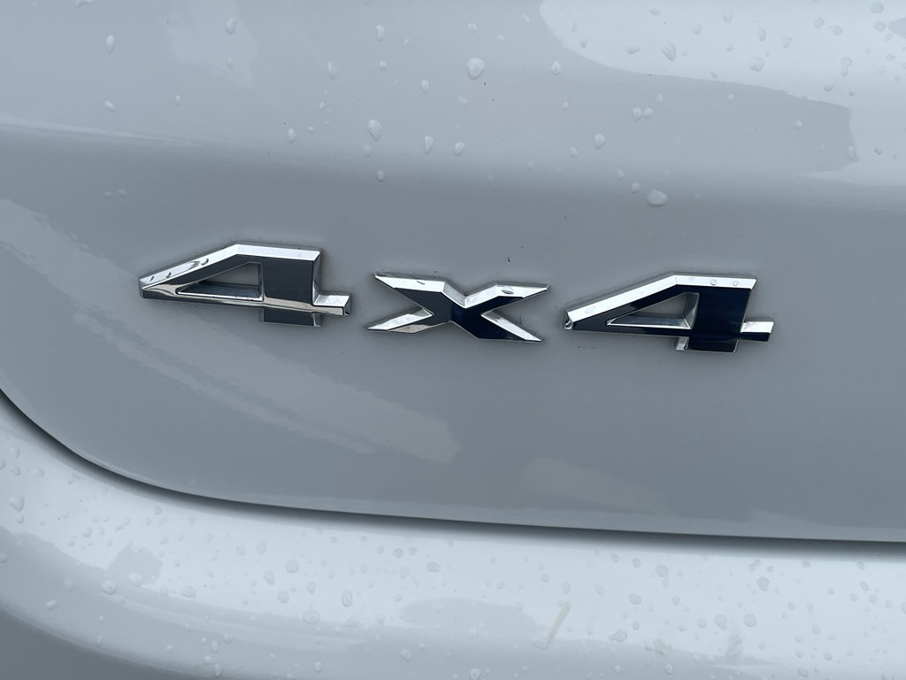 Used 2025 Jeep Compass Limited AWD/4WD image 9