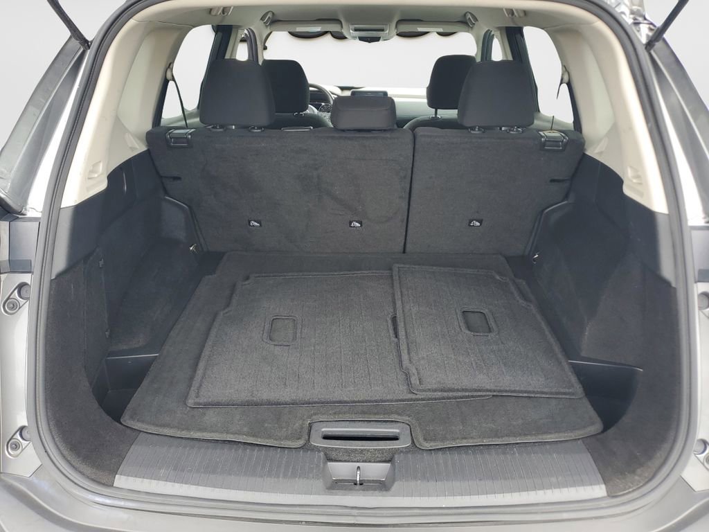 Used 2023 Nissan Rogue S image 12