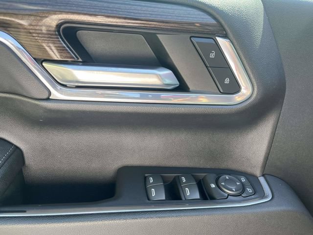 Used 2023 Chevrolet Silverado 1500 LT Trail Boss w/ Convenience Package II AWD/4WD image 18