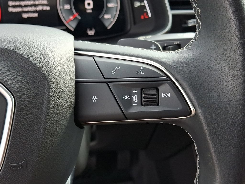 Certified 2025 Audi Q8 Premium Plus w/ Premium Plus Package AWD/4WD image 23