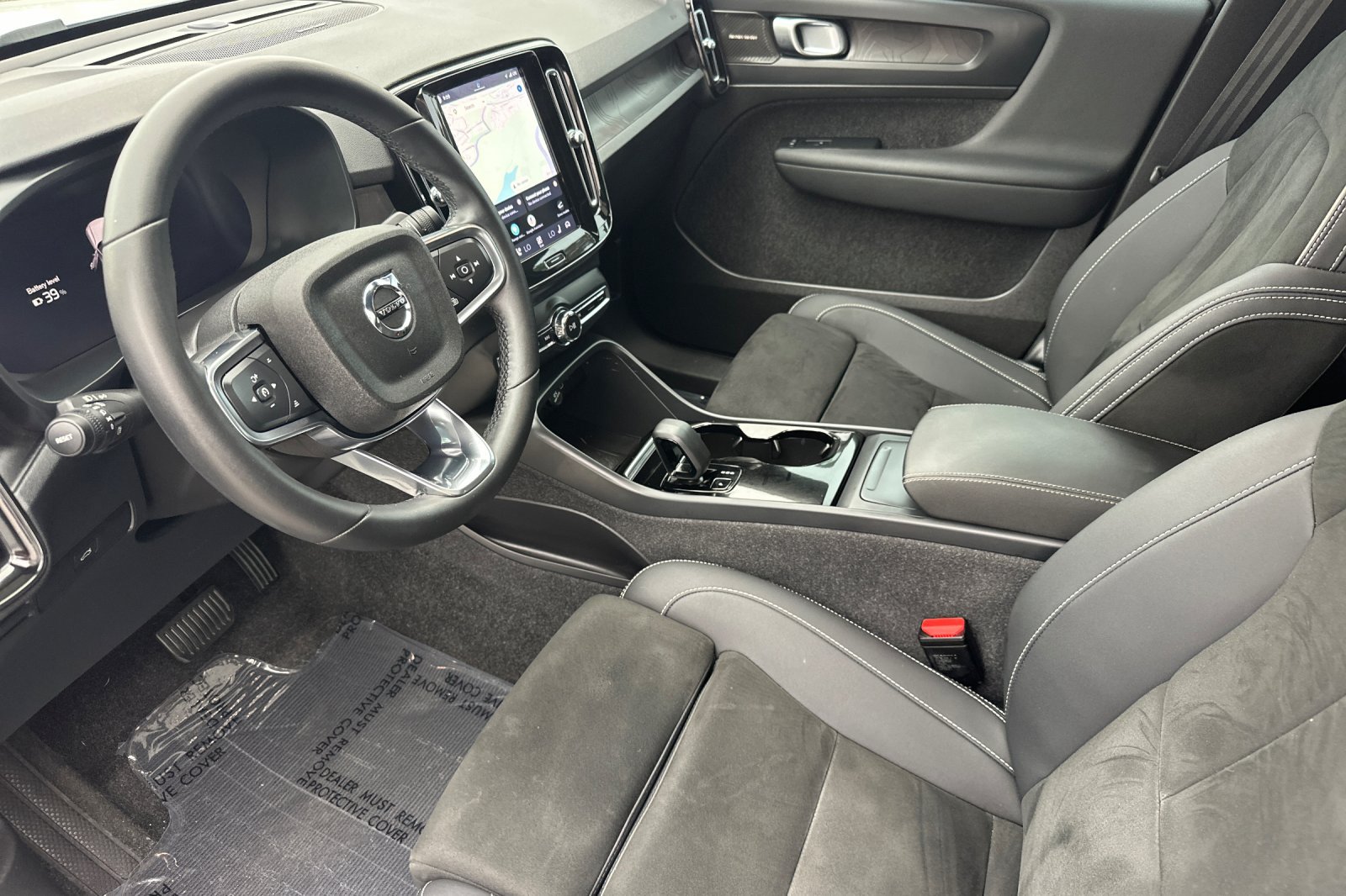 Certified 2023 Volvo C40 P8 Recharge Ultimate w/ Protection Package Premier AWD/4WD image 10