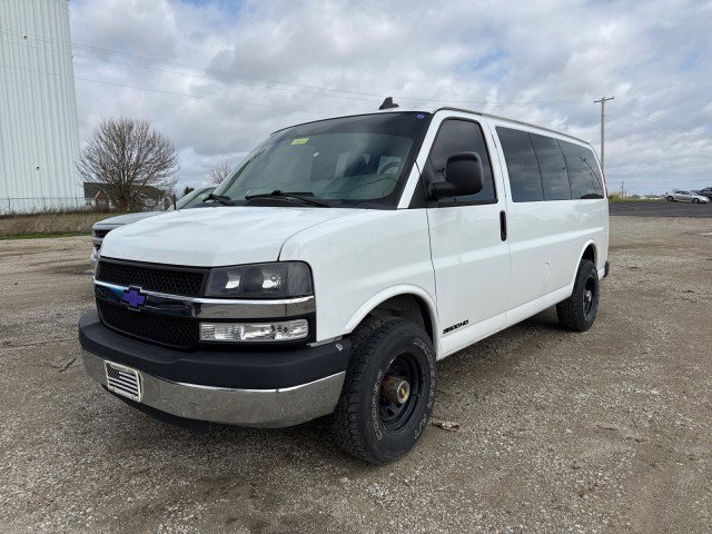 Certified 2016 Chevrolet Express 3500 LT w/ LT Preferred Equipment Group image 1