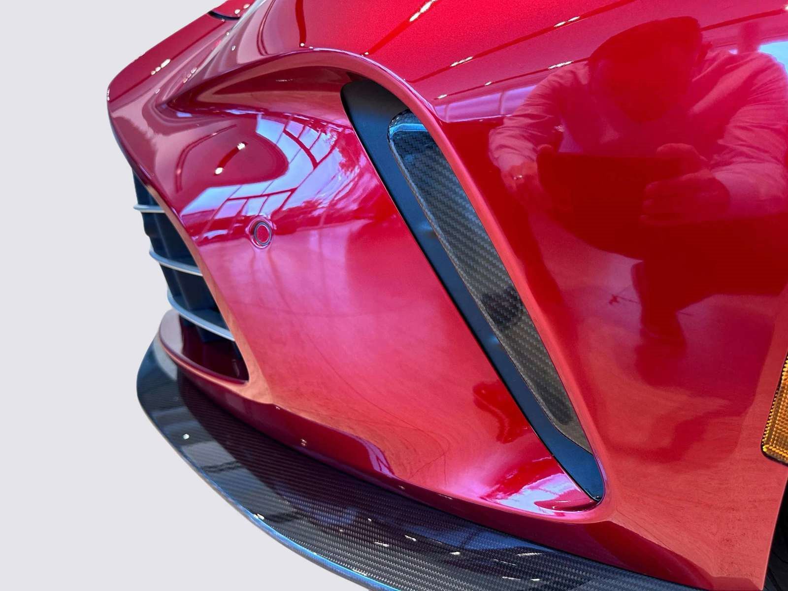 New 2025 Aston Martin V8 Vantage Coupe image 27