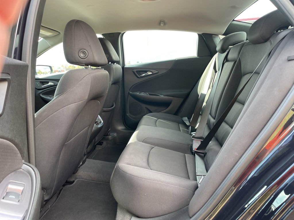 Used 2023 Chevrolet Malibu LT image 12