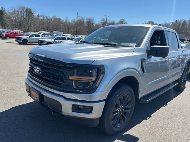 New 2026 Ford F150 XLT w/ Equipment Group 302A MID AWD/4WD image 3