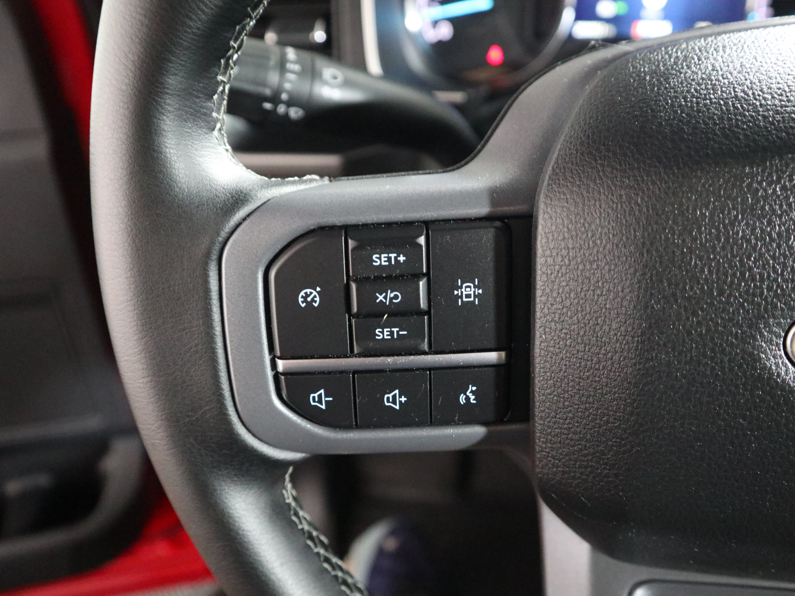 Used 2023 Ford F150 XLT w/ Equipment Group 302A High AWD/4WD image 27