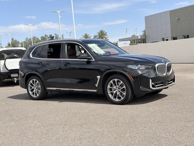 Used 2026 BMW X5 xDrive50e AWD/4WD image 4