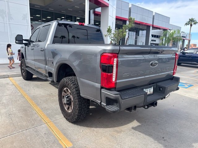Used 2024 Ford F250 XLT w/ Black Appearance Package AWD/4WD image 4