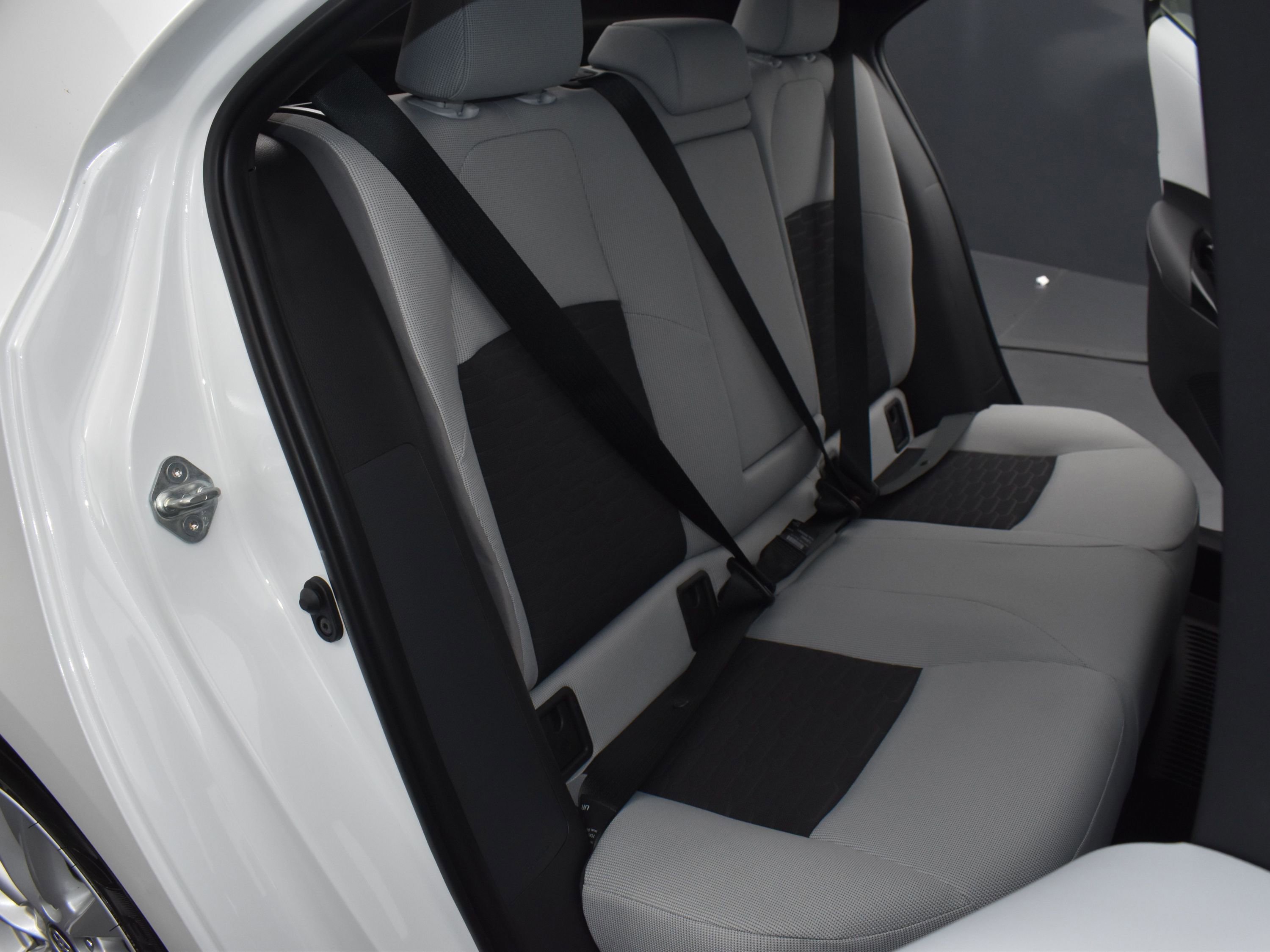 Used 2025 Toyota Corolla SE image 26