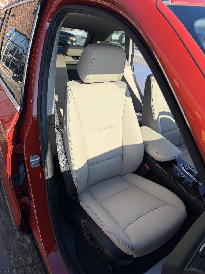 Used 2016 BMW X3 xDrive28i image 23