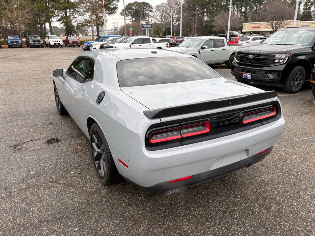 Used 2021 Dodge Challenger R/T w/ Blacktop Package image 7