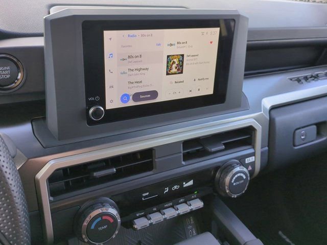 Certified 2025 Toyota Tacoma SR5 AWD/4WD image 12