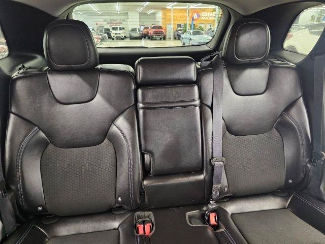 Used 2019 Jeep Cherokee Latitude Plus w/ Comfort/Convenience Group FWD image 38