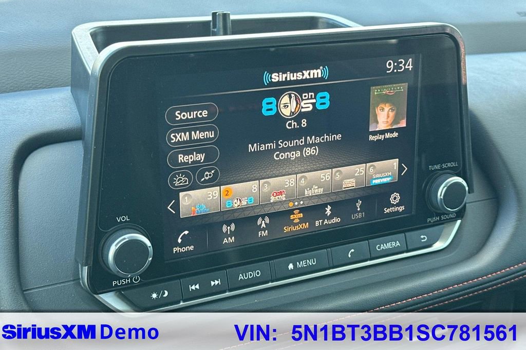 Used 2025 Nissan Rogue SV w/ Rock Creek Premium Package image 29