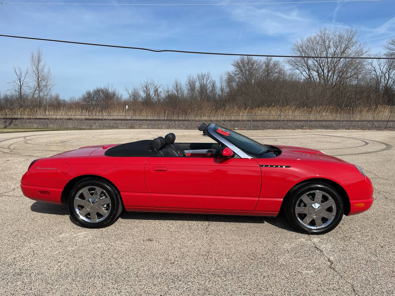 Used 2002 Ford Thunderbird Deluxe image 72
