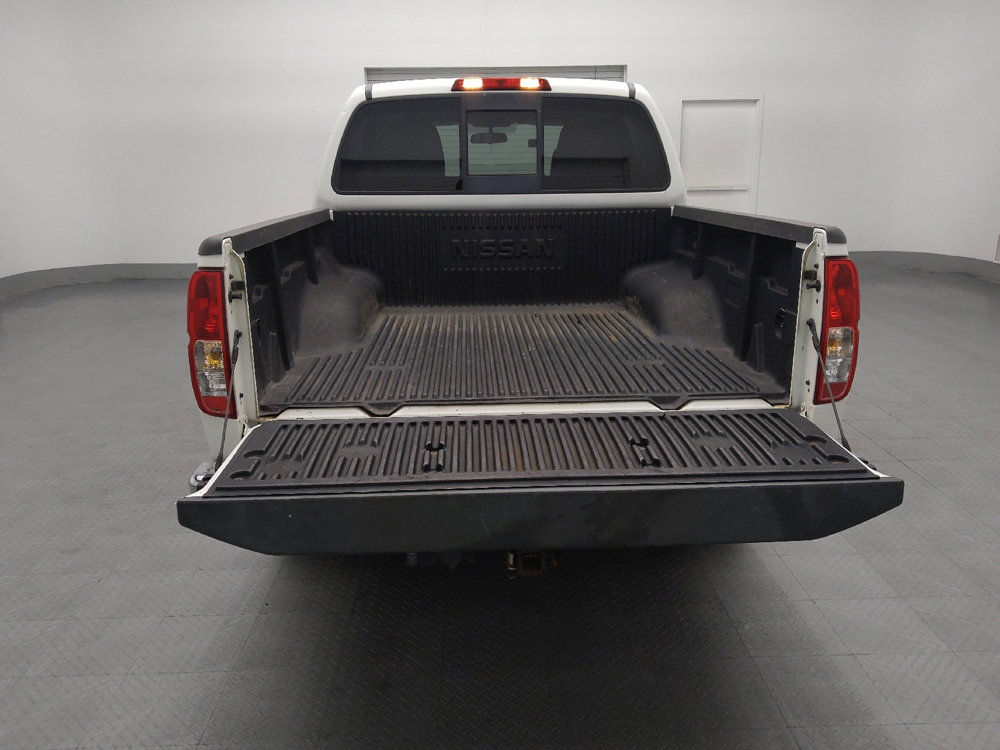 Used 2016 Nissan Frontier SV image 29