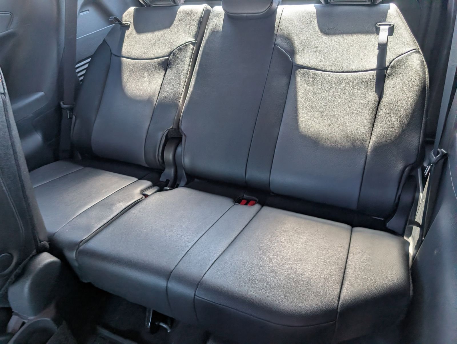 Used 2024 Toyota Sienna XSE image 30