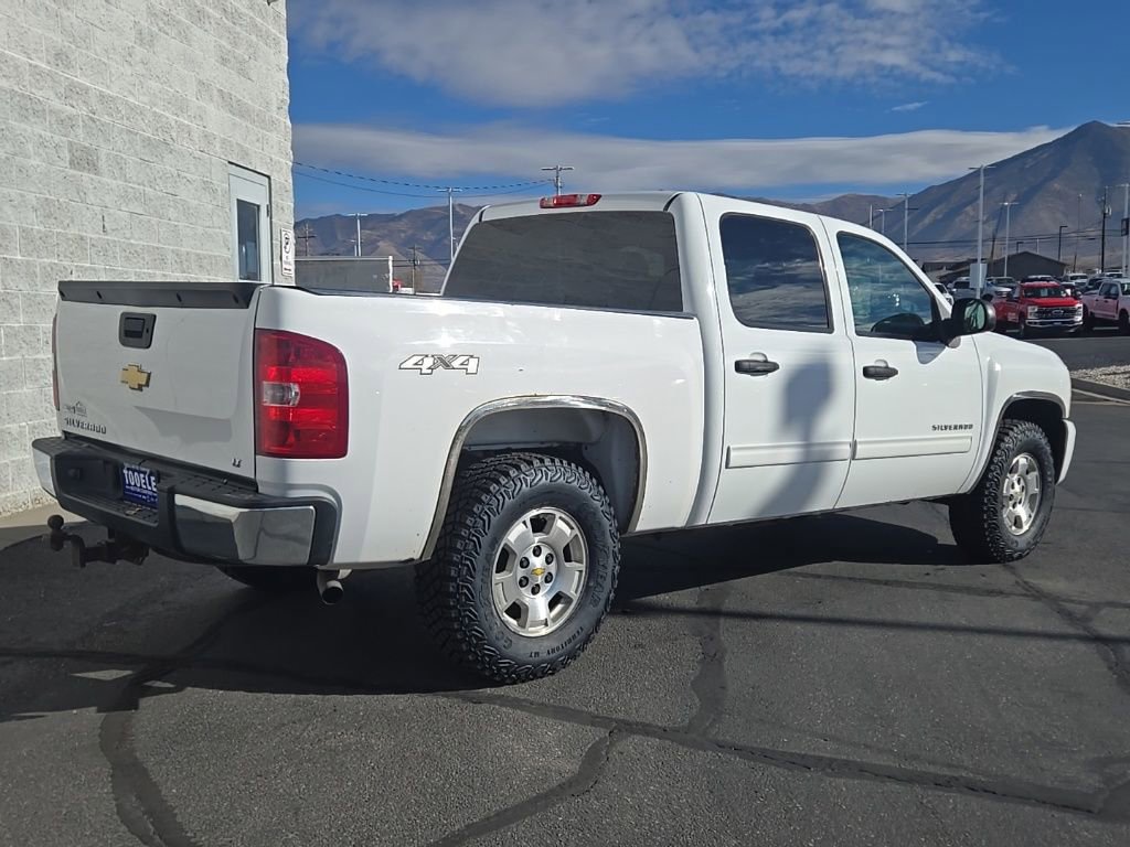Used 2011 Chevrolet Silverado 1500 LT w/ All-Star Edition image 3