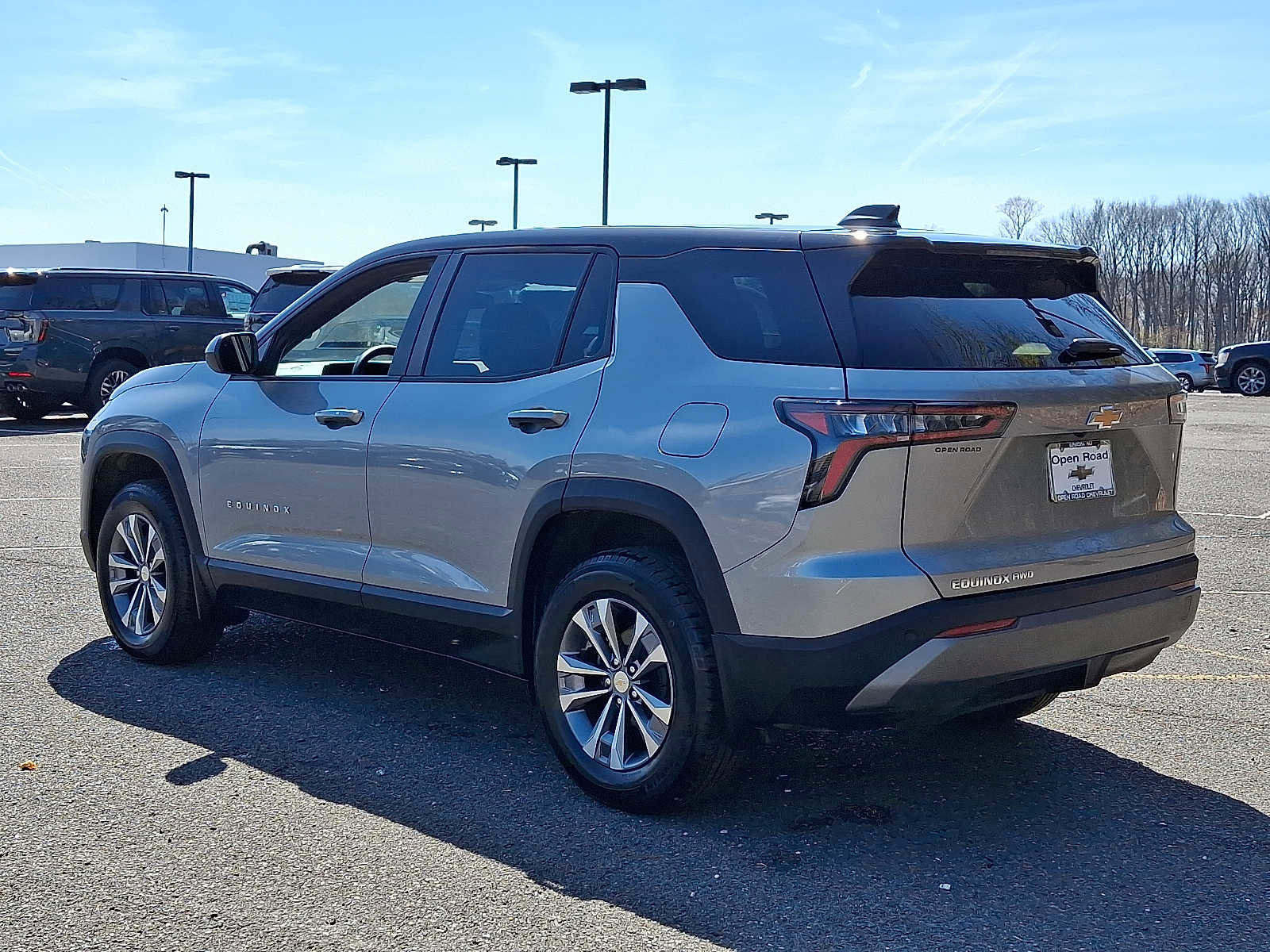 Used 2026 Chevrolet Equinox LT w/ Convenience Package II image 5