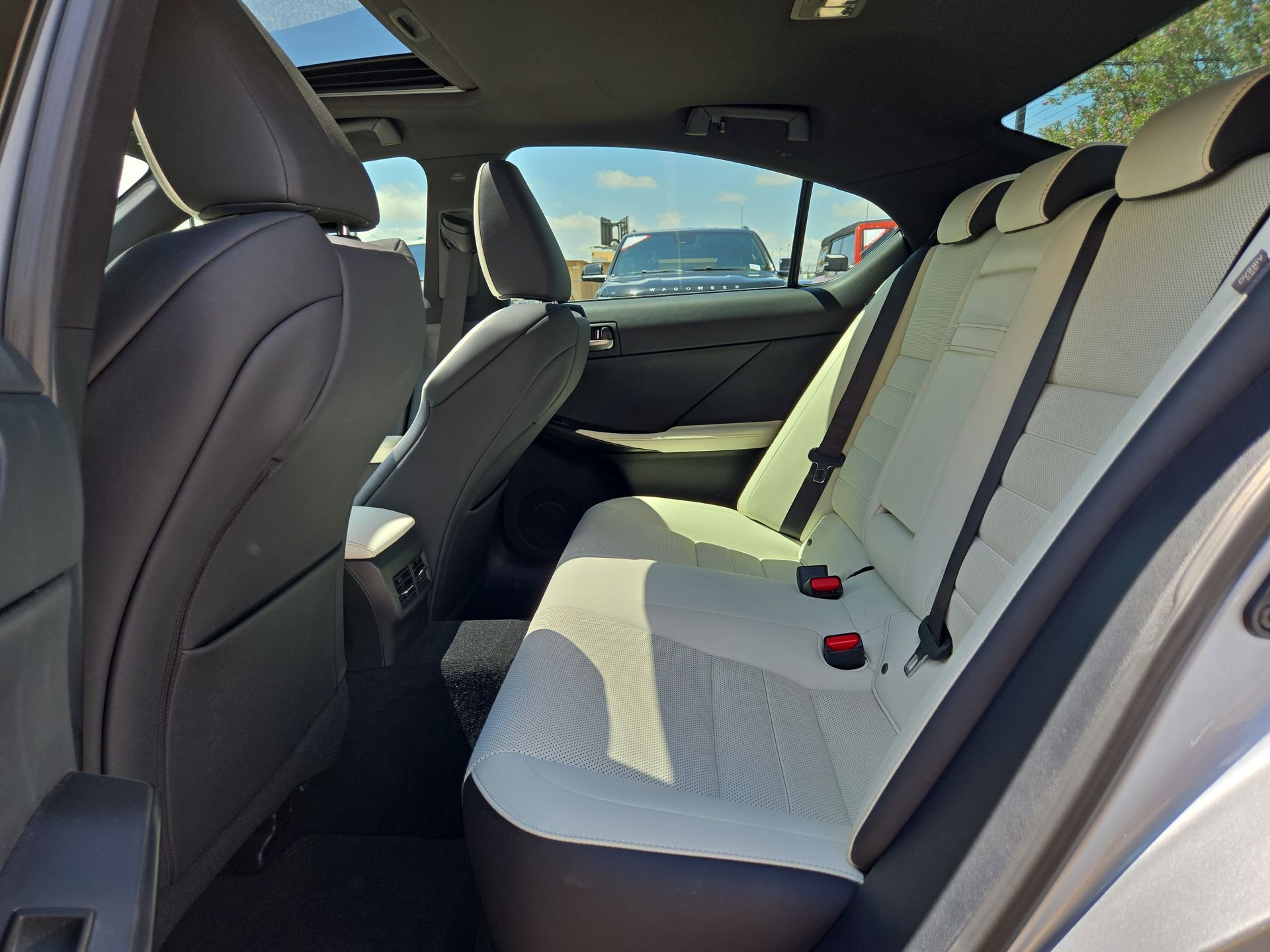 Certified 2023 Lexus IS 350 F Sport w/ Navigation Package RWD image 13