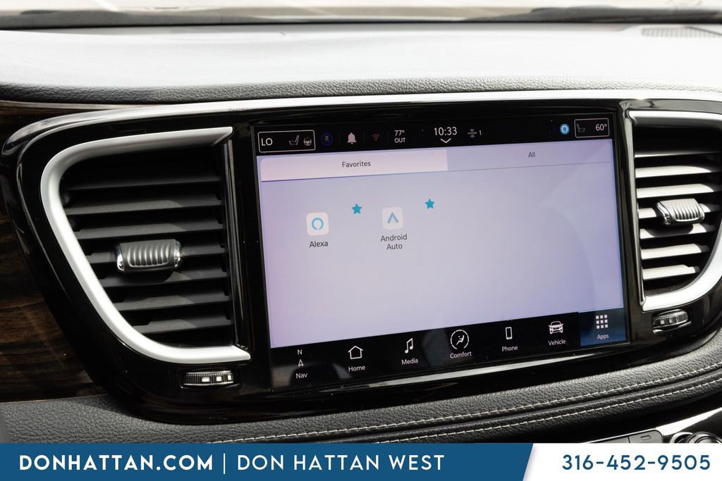 Used 2023 Chrysler Pacifica Limited FWD image 6