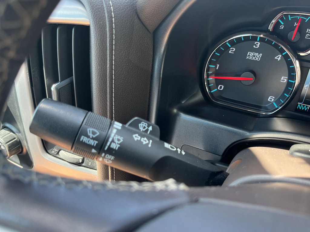 Used 2018 GMC Sierra 1500 SLT w/ SLT Premium Package AWD/4WD image 17