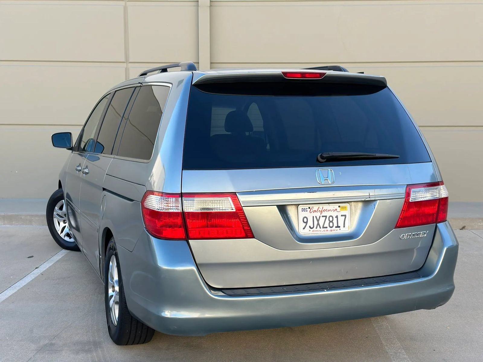 Used 2005 Honda Odyssey EX-L image 8