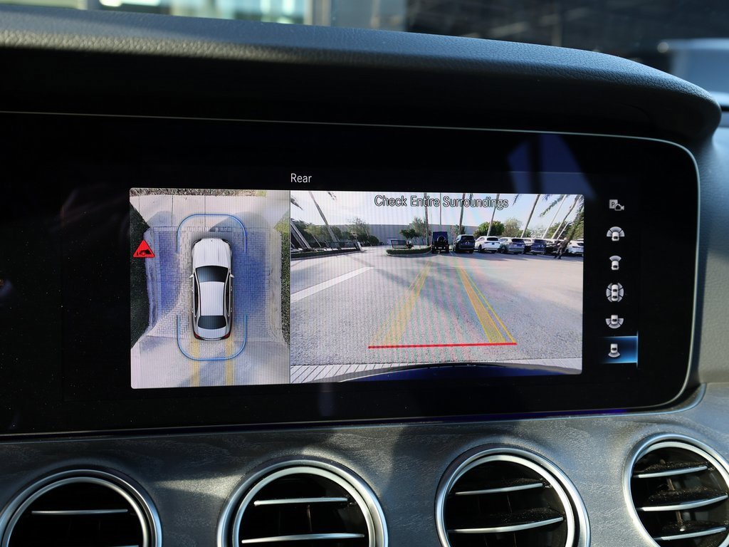 Used 2022 Mercedes-Benz E 350 Sedan w/ Driver Assistance Package image 33