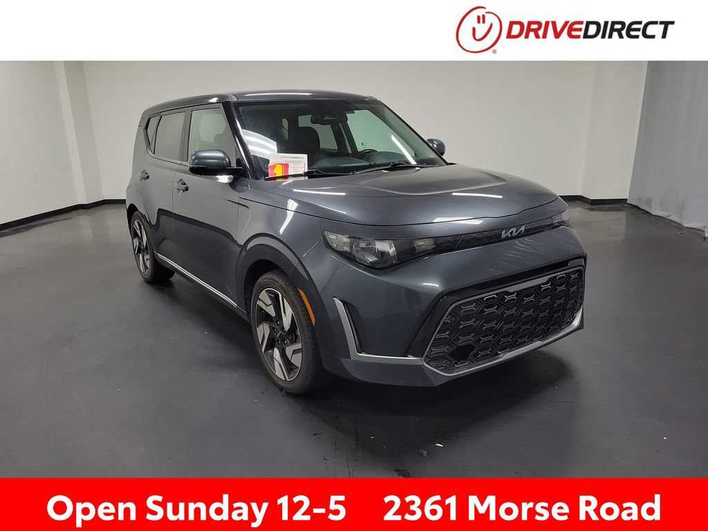 Used 2023 Kia Soul GT-Line FWD image 1