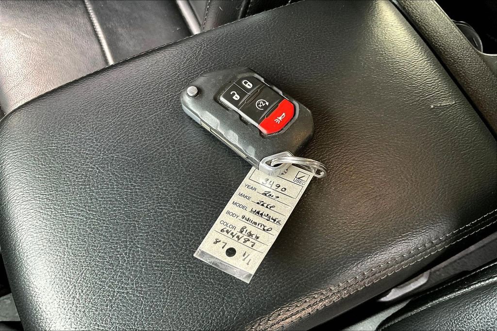 Used 2019 Jeep Wrangler Unlimited Sahara w/ Dual Top Group image 34