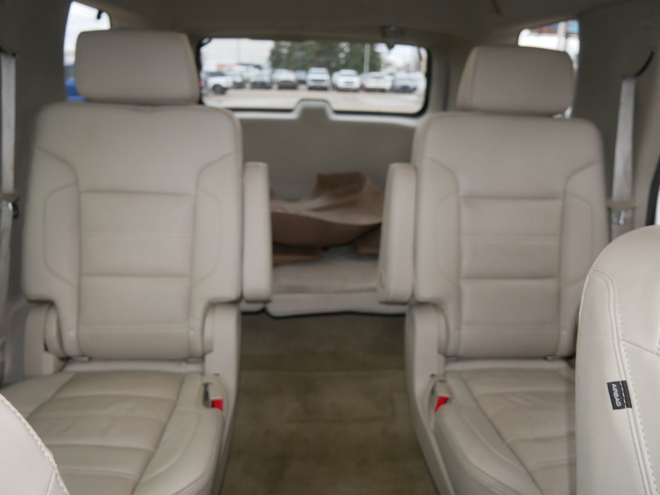 Used 2018 GMC Yukon Denali w/ Enhanced Security Package image 13