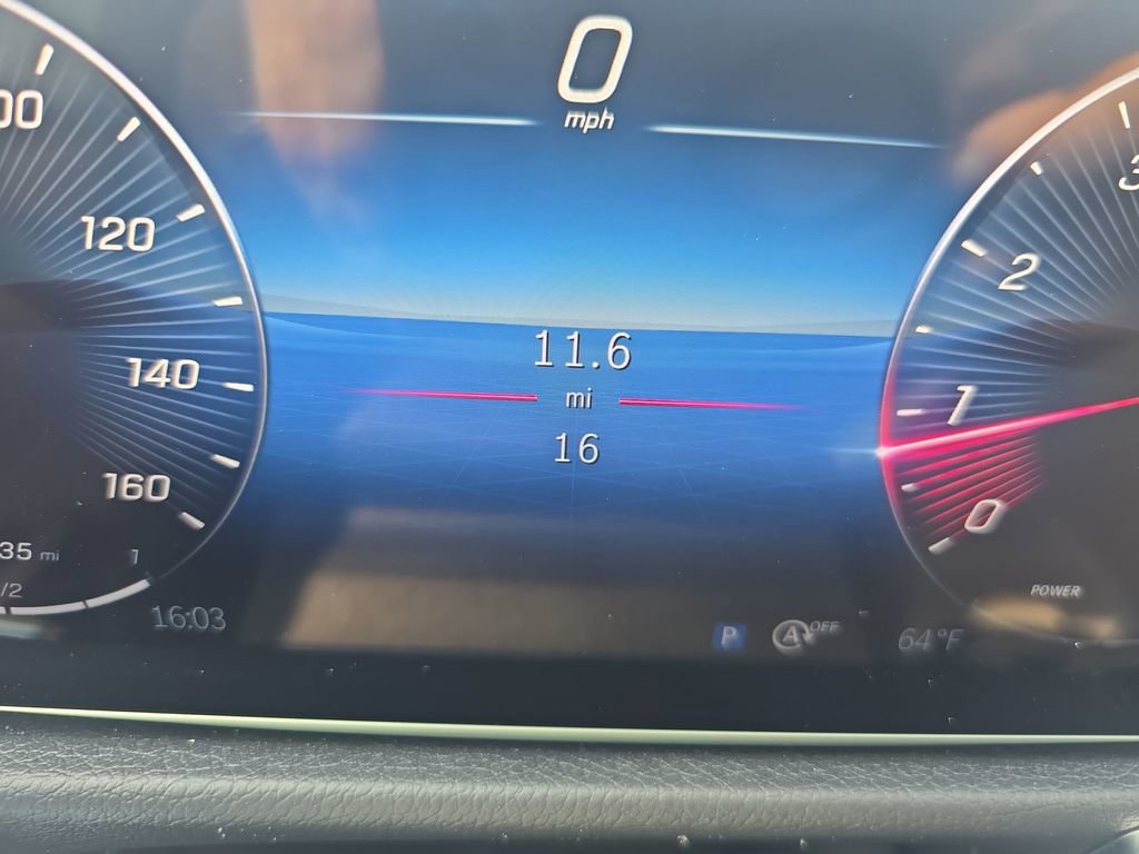 New 2026 Mercedes-Benz GLB 250 4MATIC image 16