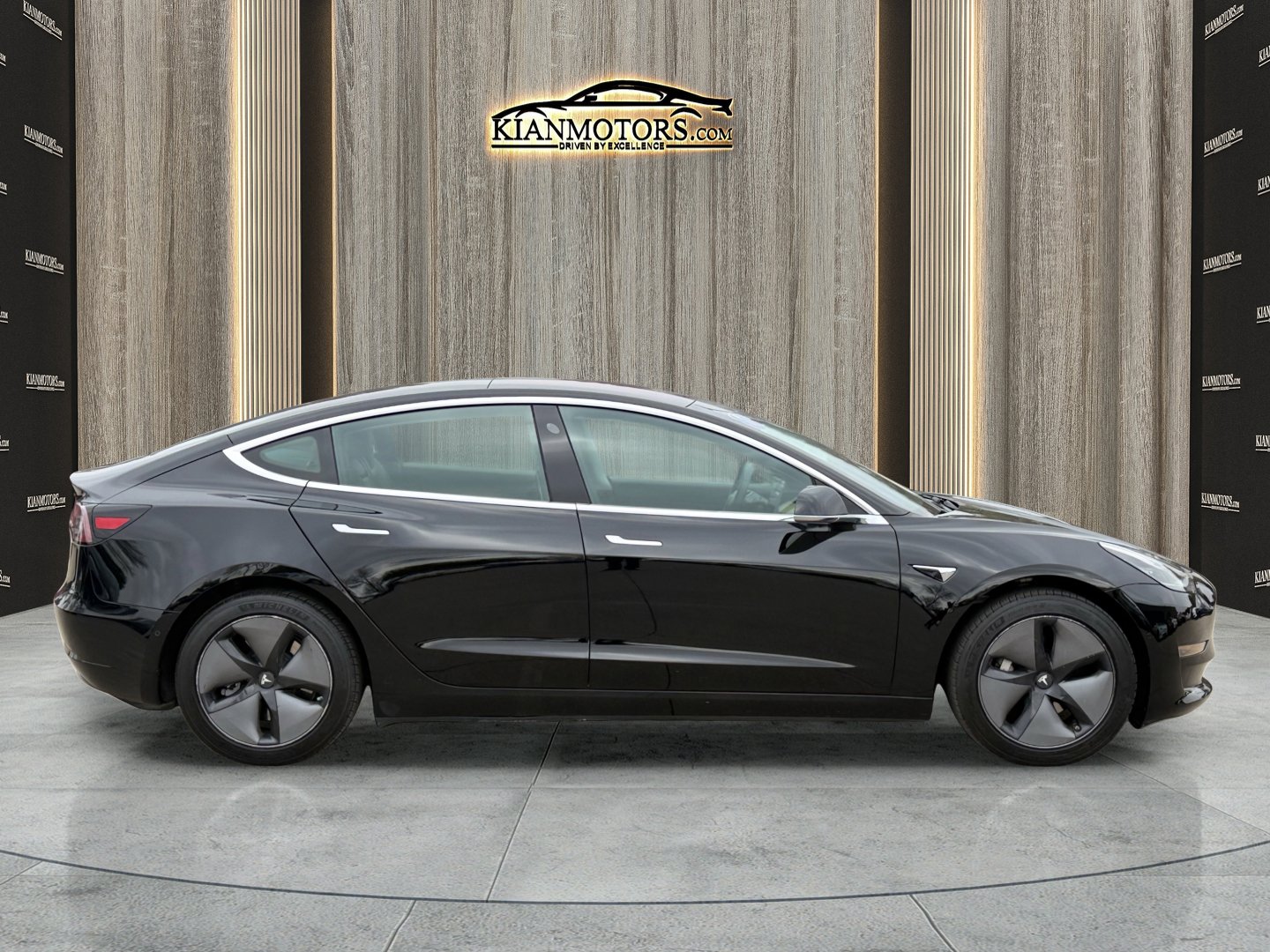 Used 2018 Tesla Model 3 Mid Range image 8