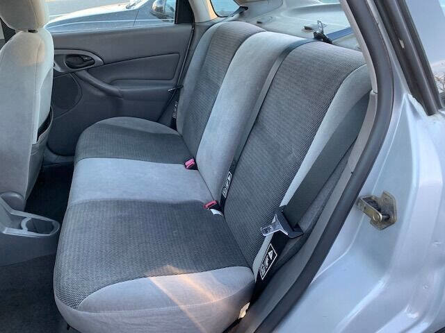 Used 2003 Ford Focus SE image 20
