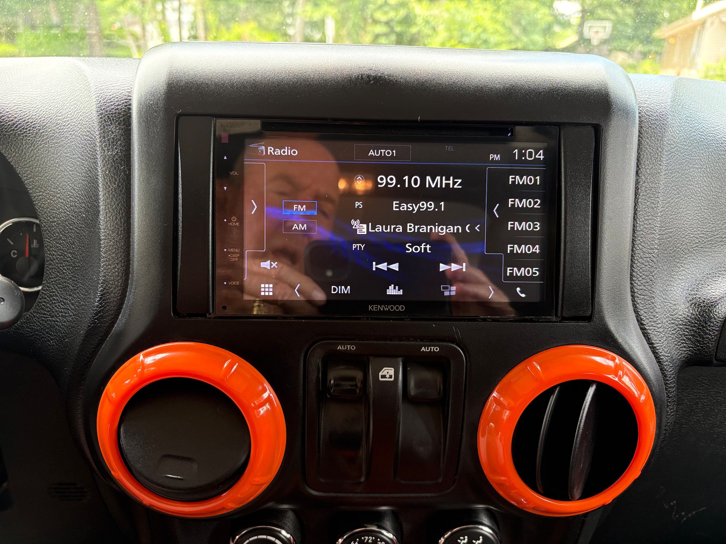 Used 2017 Jeep Wrangler Sahara AWD/4WD image 38