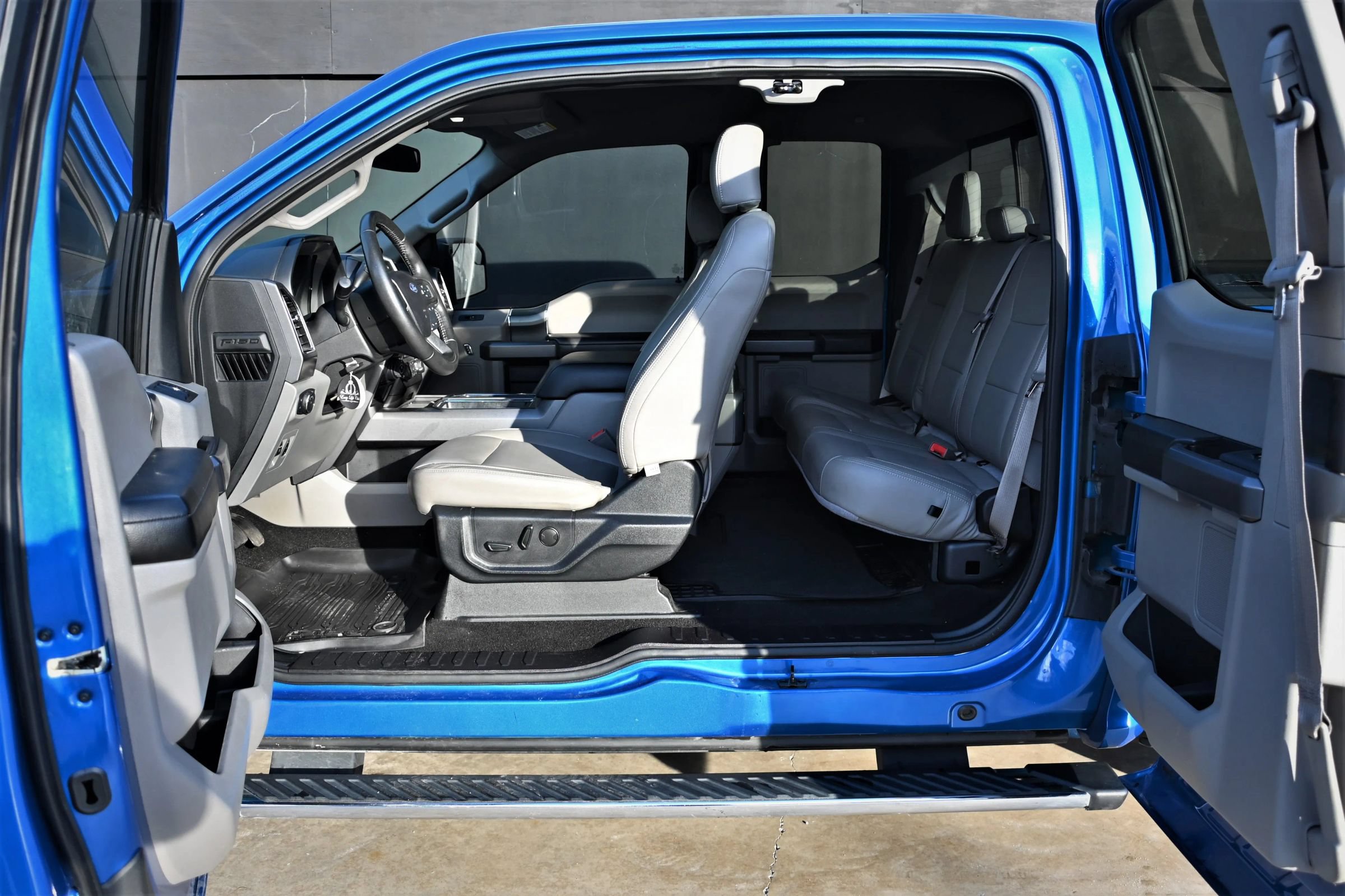 Used 2019 Ford F150 XLT w/ Equipment Group 302A Luxury RWD image 12
