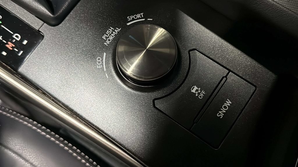 Used 2019 Lexus IS 300 RWD image 26