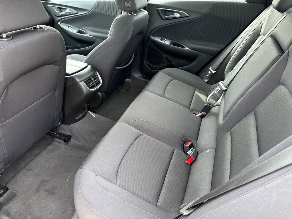Used 2024 Chevrolet Malibu LT FWD image 16