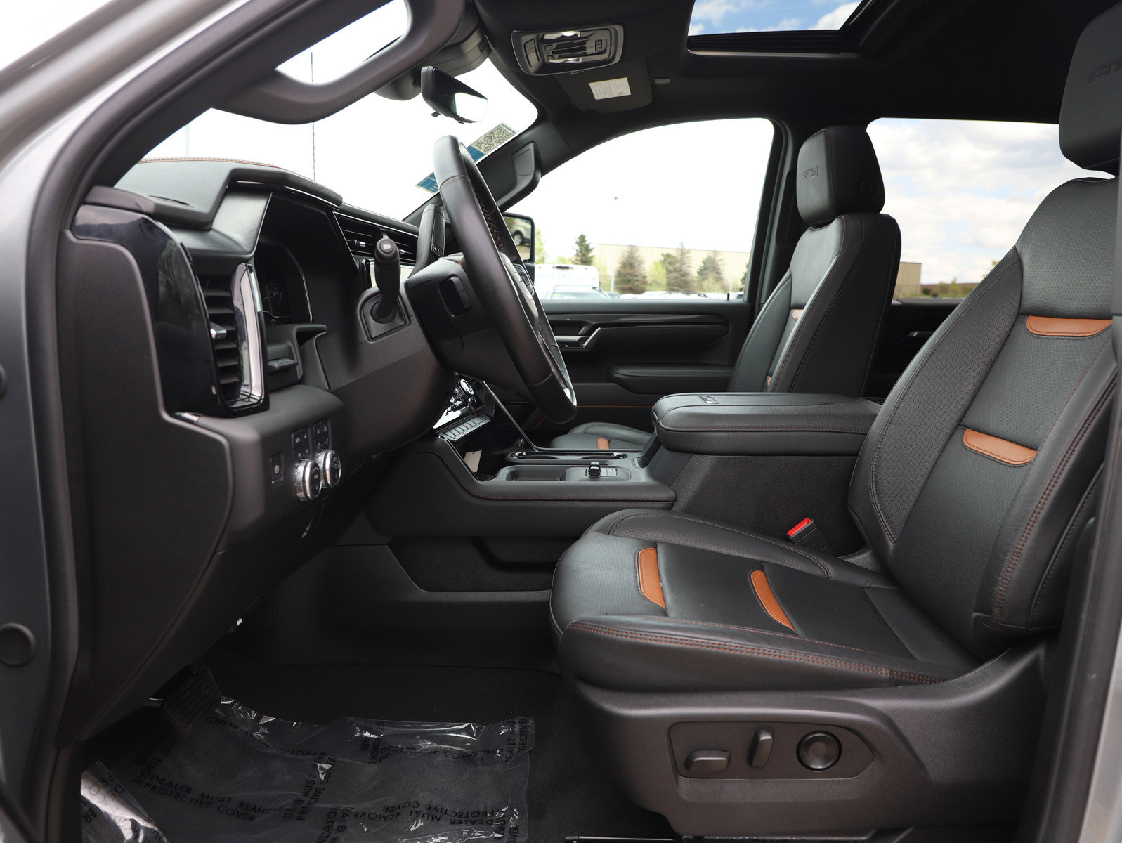Used 2025 GMC Sierra 3500 AT4 w/ AT4 Premium Plus Package AWD/4WD image 19