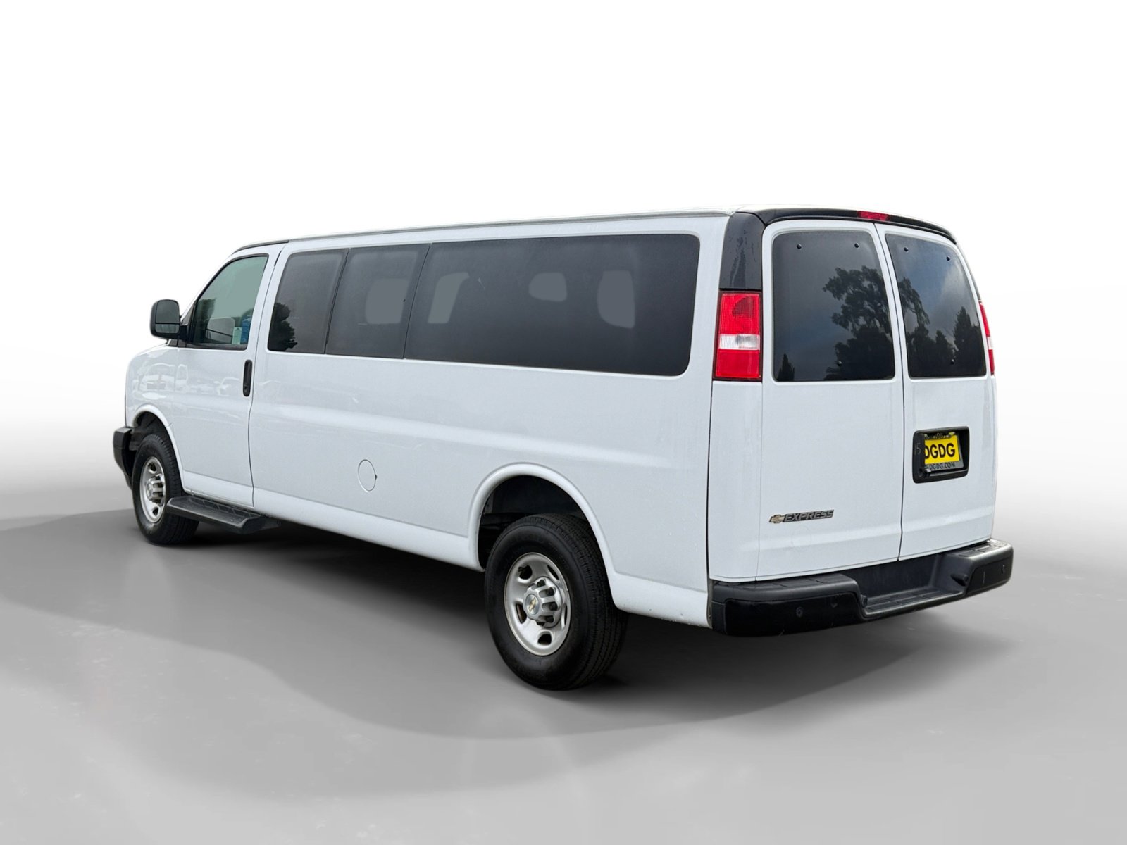 Used 2023 Chevrolet Express 3500 LS image 3