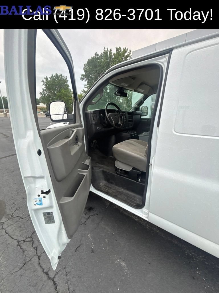 Certified 2019 Chevrolet Express 2500 w/ Driver Convenience Package RWD image 16
